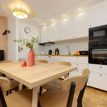 Family With Two Bedrooms And Balcony In By Renters *