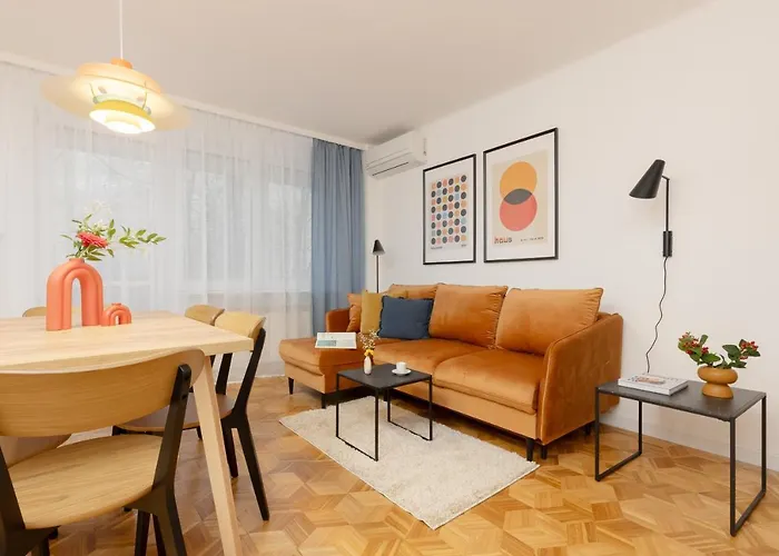 Family With Two Bedrooms And Balcony In By Renters Appartement