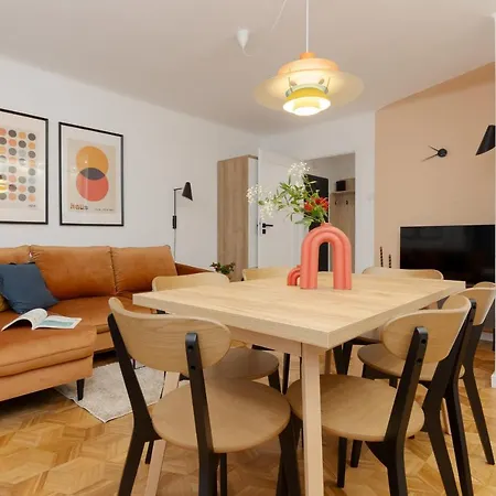 Family With Two Bedrooms And Balcony In By Renters Appartement